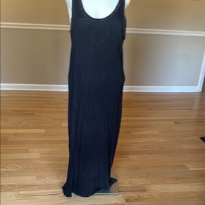 Black racer back tank midi dress
Side slit